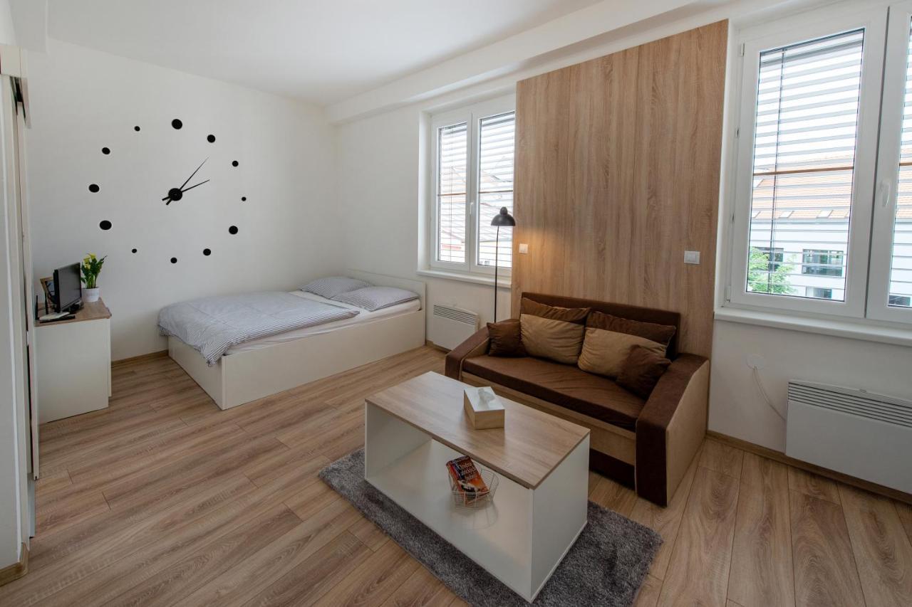 Soho Apartment ปีเซค ภายนอก รูปภาพ