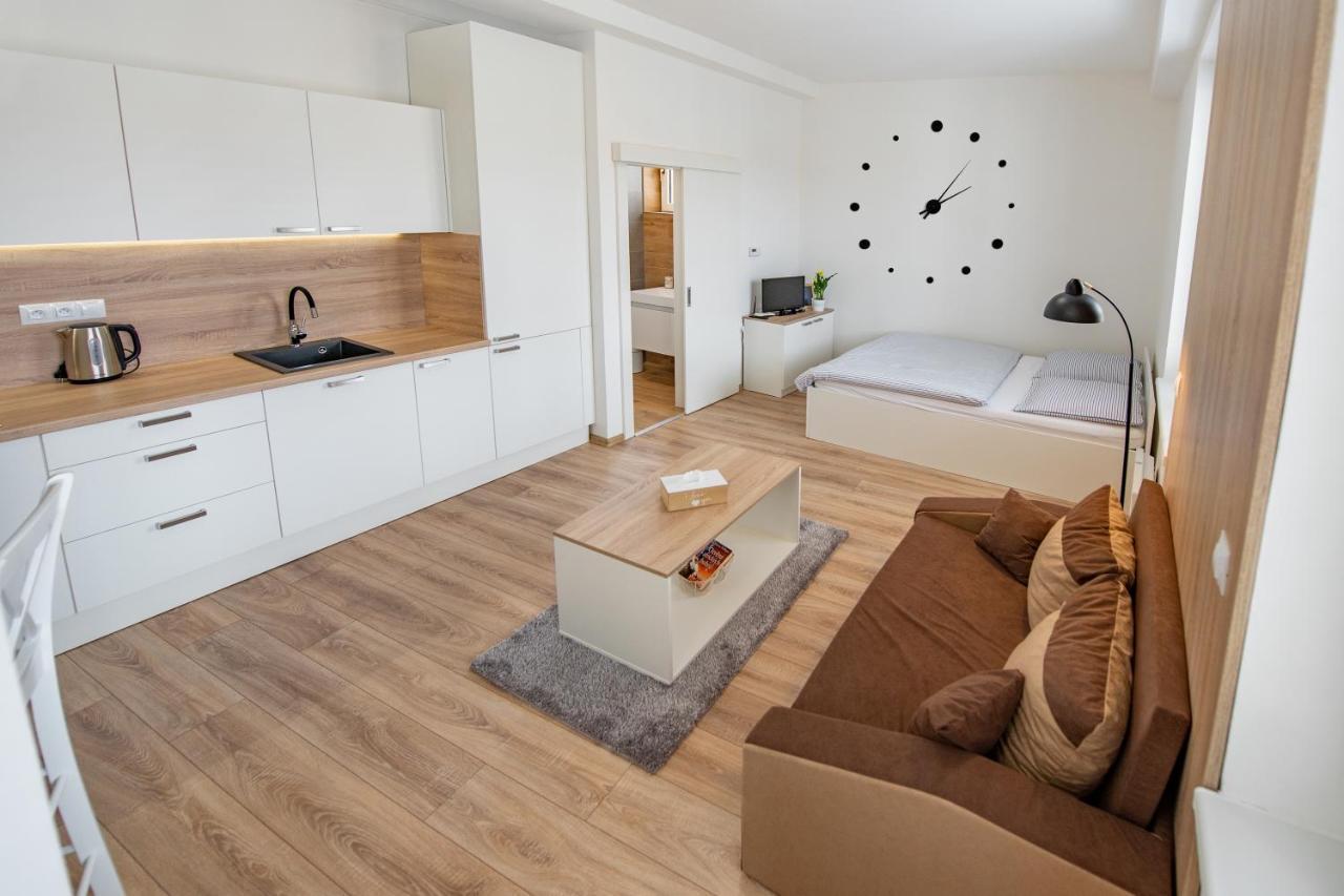 Soho Apartment ปีเซค ภายนอก รูปภาพ