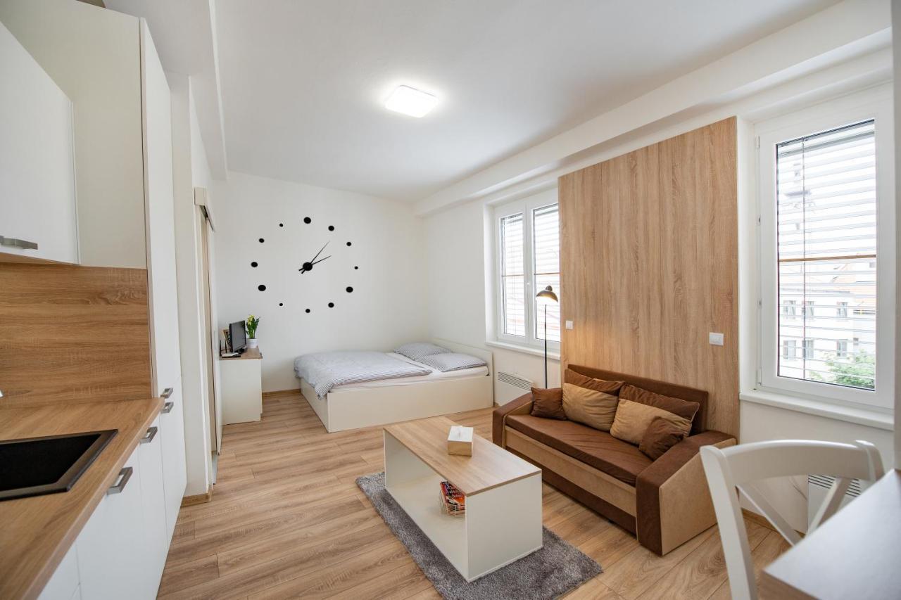 Soho Apartment ปีเซค ภายนอก รูปภาพ